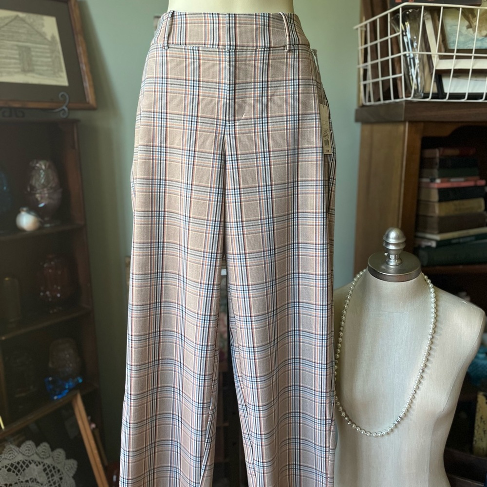 NWT A NEW DAY PLAID CAPRI LOOSE FIT SIZE 4